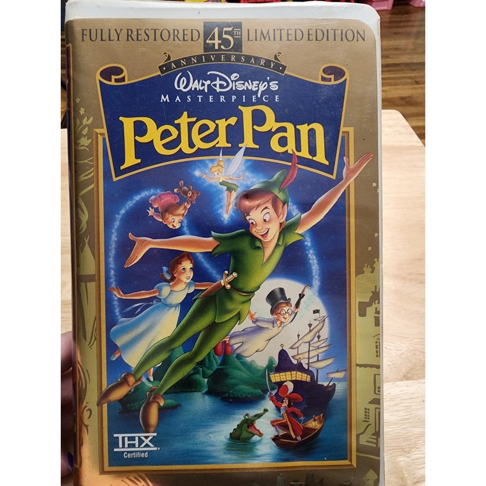 Walt Disney‎ VHS Peter Pan Movie Clamshell Video Cassette